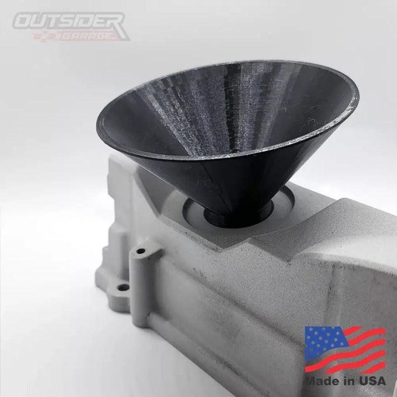 Cargue la imagen en el visor de la galería, Screw-In No Mess Oil Funnel for Nissan Valve covers - NizmoPartsPlug
