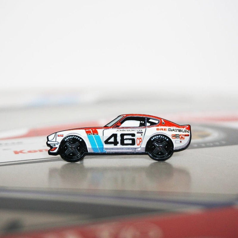 Cargue la imagen en el visor de la galería, Datsun 240z #46 Race Car - Collector Lapel/Hat Pin
