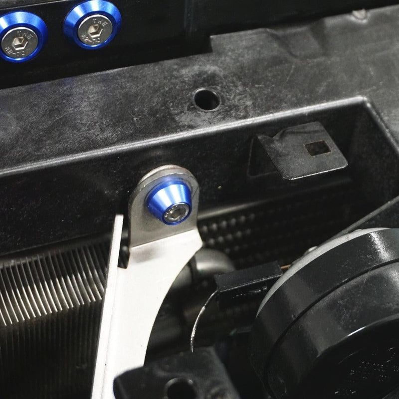 Cargue la imagen en el visor de la galería, ZSPEC blue billet dress-up bolts installed on a Nissan GTR (R35) engine bay.
