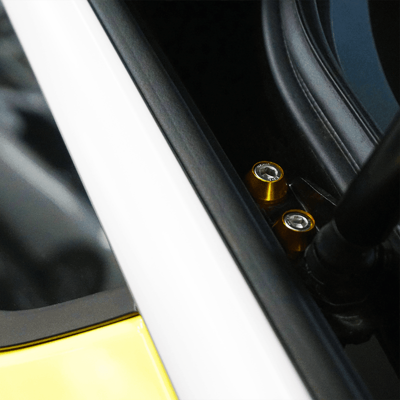 ギャラリービューアに画像をロードする, ZSPEC gold billet dress-up bolts installed on a Nissan Z (RZ34) hood hinge.
