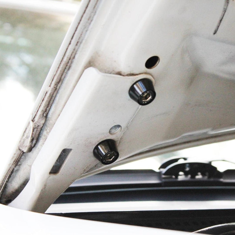 Cargue la imagen en el visor de la galería, ZSPEC black billet hood bolts installed on a Nissan 240SX S14.
