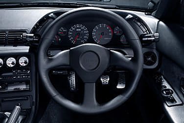 Cargue la imagen en el visor de la galería, Volante de cuero NISMO de edición limitada de 350 mm
