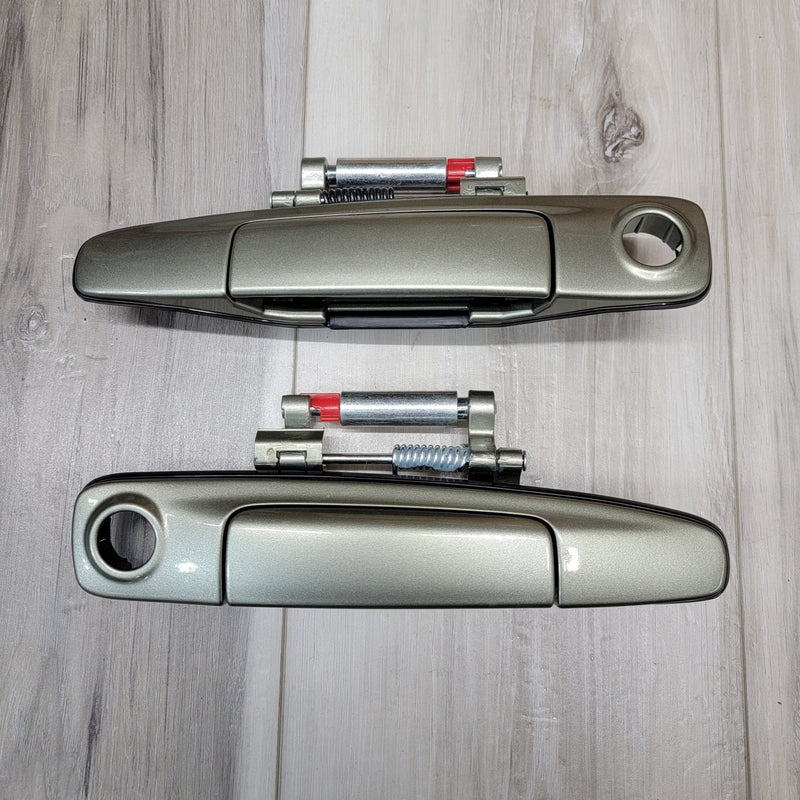 Load image into Gallery viewer, Nissan R34 Skyline Coupe Front Door Handle Set (JW0) - NizmoPartsPlug
