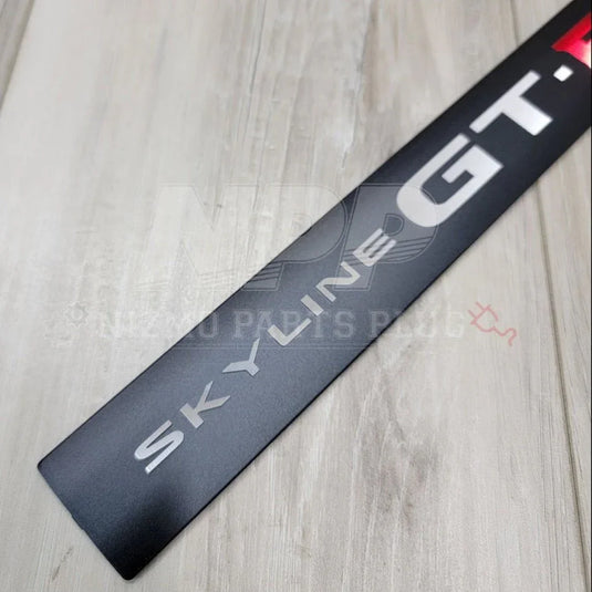 Nissan R34 Skyline GT-R Rocker Cover Center Ornament - NizmoPartsPlug