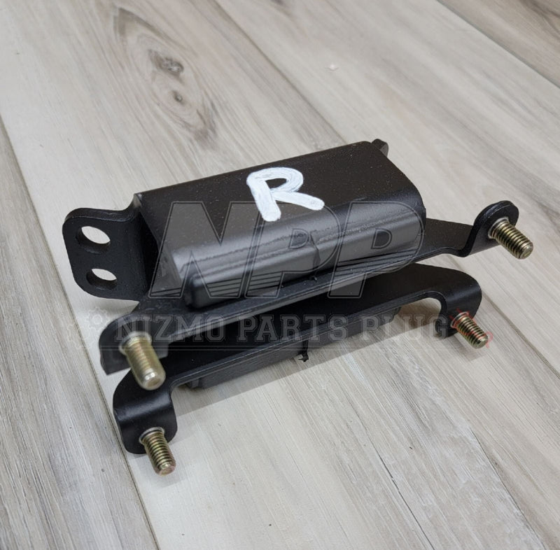 Load image into Gallery viewer, R32 Skyline GTST RWD RB20DET/25DE Nismo Transmission Mount - NizmoPartsPlug

