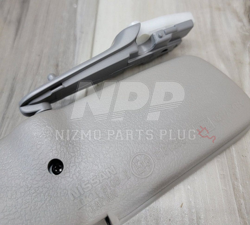 Load image into Gallery viewer, Nissan R34 Skyline Rear View Mirror Assembly - NizmoPartsPlug
