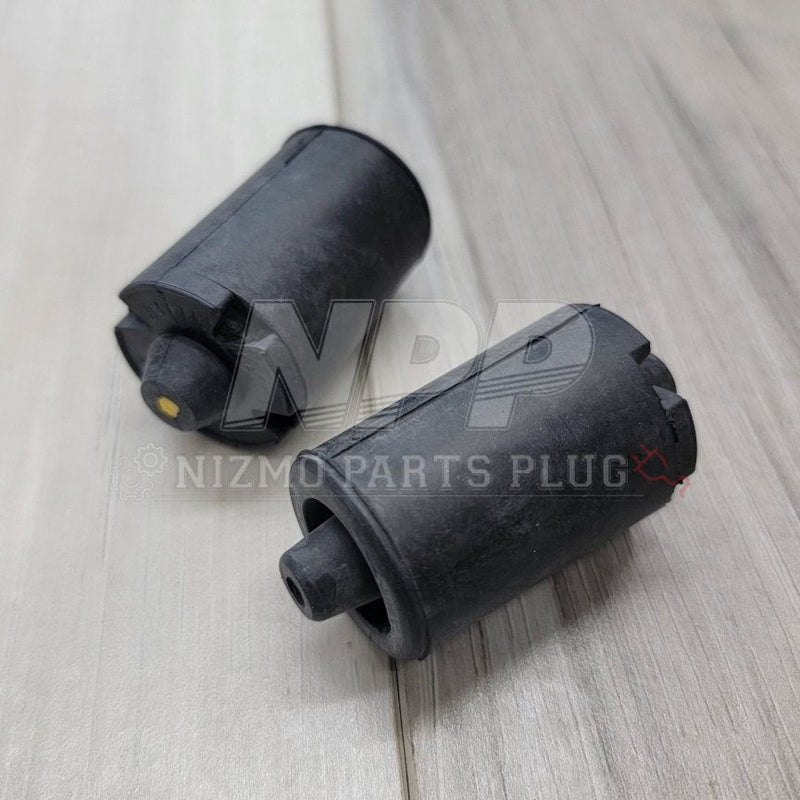 Load image into Gallery viewer, Nissan R34 Skyline GTT/GTR Coupe Trunk Lid Bumper Rubber Set - NizmoPartsPlug
