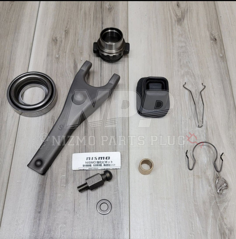 Load image into Gallery viewer, Nissan R32/33 Skyline GTR Push-Style Clutch Refresh Kit - NizmoPartsPlug
