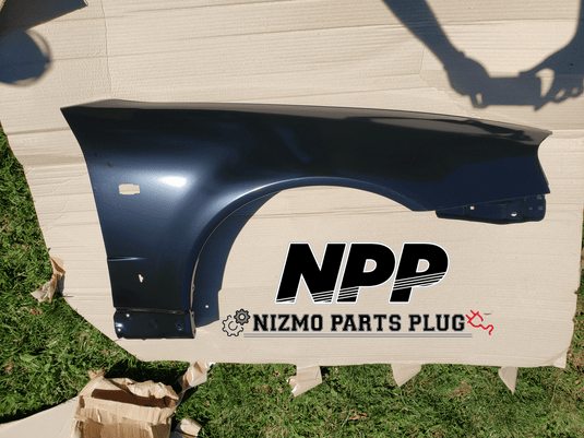 R34 スカイライン GTR RH フロントフェンダー アセンブリ