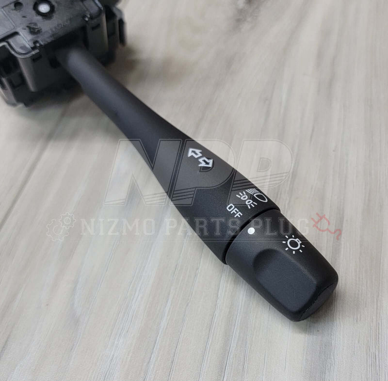 Load image into Gallery viewer, Nissan R34 Skyline Turn Signal/Auto Headlight Switch Stalk Assembly GTX - NizmoPartsPlug
