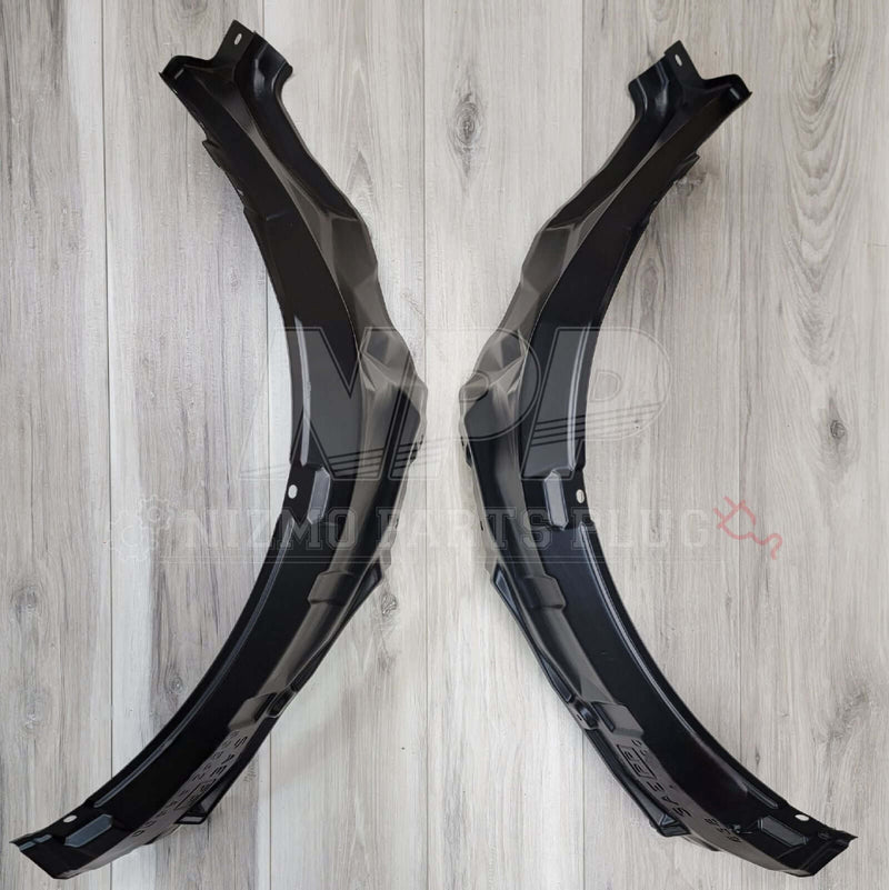Load image into Gallery viewer, Nissan R34 Skyline GTR Front Fender Wheel Linear Protector Set (4 piece) - NizmoPartsPlug
