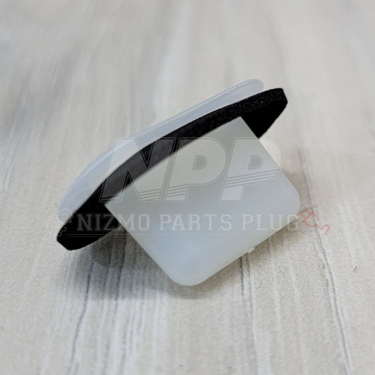Nissan OEM R34/S14-S15/C34 Wiper Cowl Grommet - NizmoPartsPlug