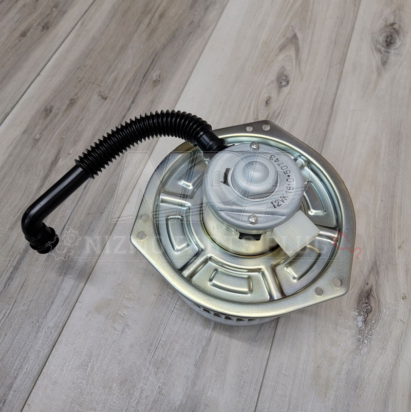 Cargue la imagen en el visor de la galería, Nissan R32 Skyline Heater A/C Blower Fan Motor Assembly - NizmoPartsPlug
