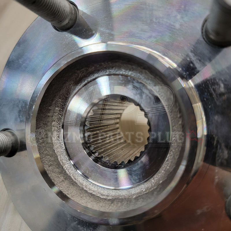 Cargue la imagen en el visor de la galería, Nissan R32 Skyline GTR/GTS4 Front Wheel Hub Assembly - NizmoPartsPlug
