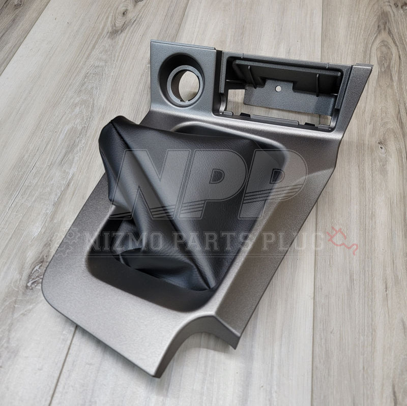 ギャラリービューアに画像をロードする, Nissan R34 Skyline GTT Console Shift Boot Assembly (Late) - NizmoPartsPlug
