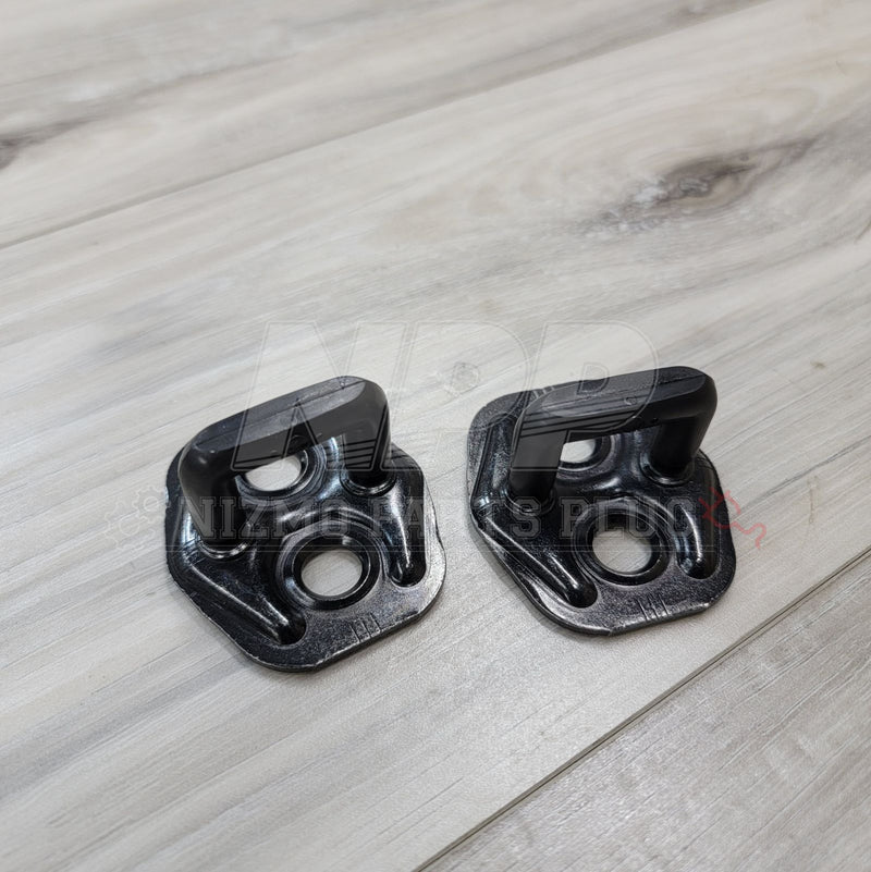 Load image into Gallery viewer, Nissan R33 Skyline Door Striker Set - NizmoPartsPlug
