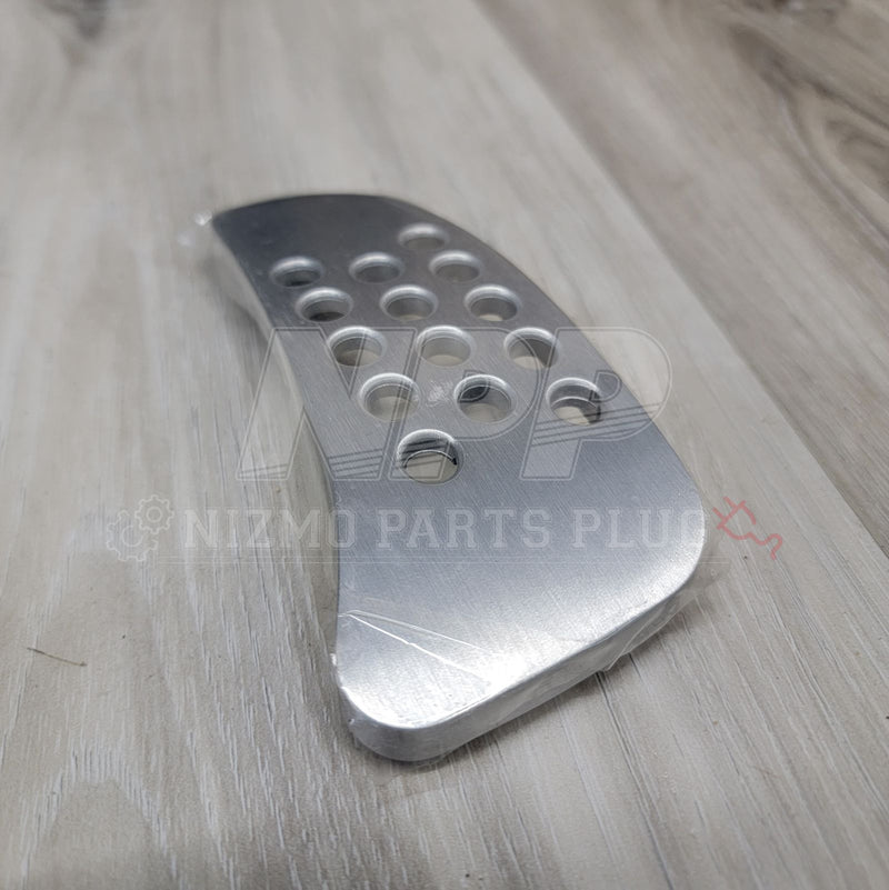 Load image into Gallery viewer, Nissan R34 Skyline GTR V-Spec II Aluminum Accelerator Pedal - NizmoPartsPlug
