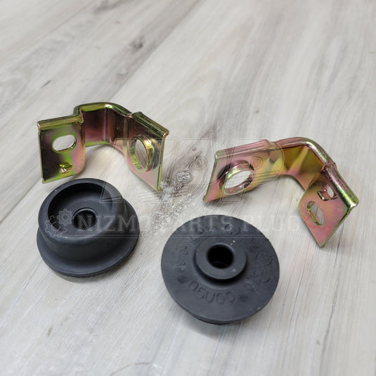 Conjunto de montaje superior del condensador del Nissan R33 Skyline