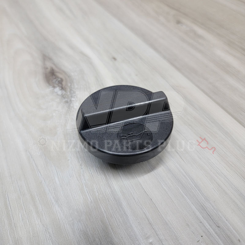Load image into Gallery viewer, Nissan Skyline OEM Oil Filler Cap (KA/SR/RB/VQ) - NizmoPartsPlug
