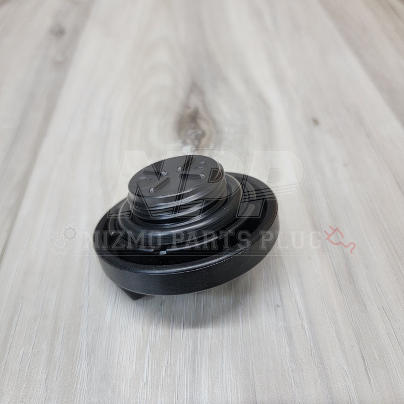 Load image into Gallery viewer, Nissan Skyline OEM Oil Filler Cap (KA/SR/RB/VQ) - NizmoPartsPlug
