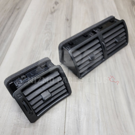 Nissan R32 Skyline Dashboard Center Ventilator Set - NizmoPartsPlug