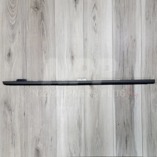 Nissan R32 Skyline Coupe LH Outer Door Molding - NizmoPartsPlug