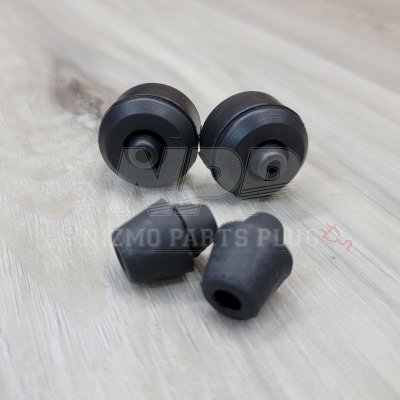 Cargue la imagen en el visor de la galería, Nissan R32 Skyline Trunk Bumper Rubber Kit - NizmoPartsPlug
