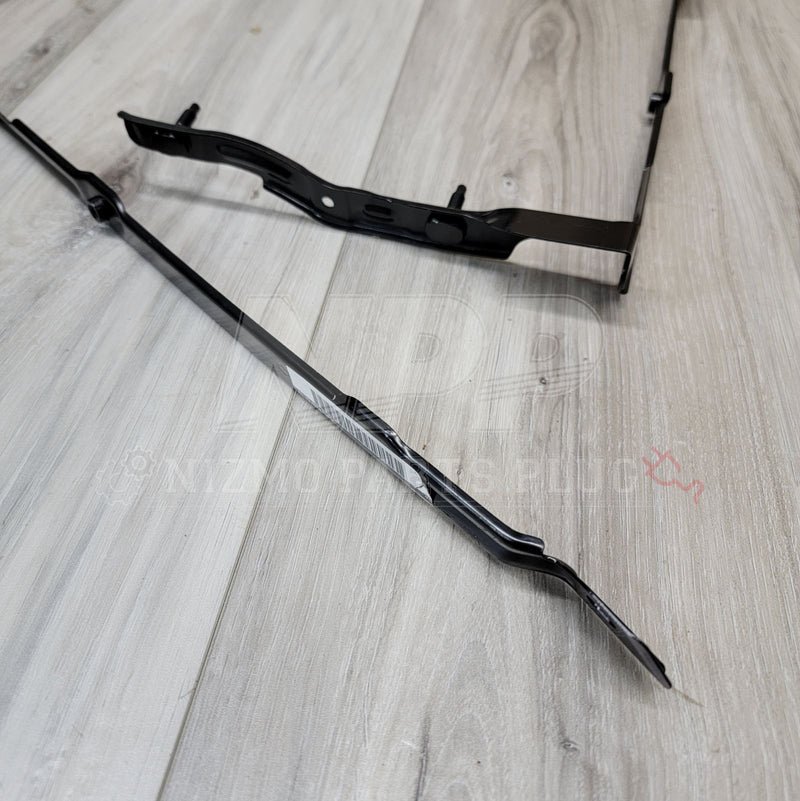 Load image into Gallery viewer, Nissan S15 Silvia Rear Bumper Mounting Bracket Set - NizmoPartsPlug
