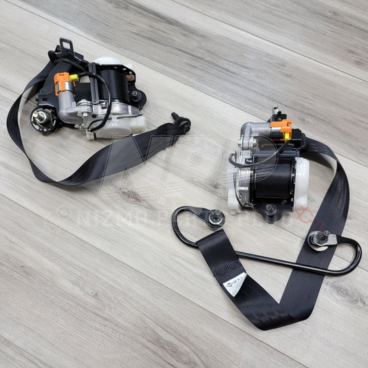Nissan R34 Skyline GTR Front Seat Belt Retractor Pre-Tensioner Set - NizmoPartsPlug
