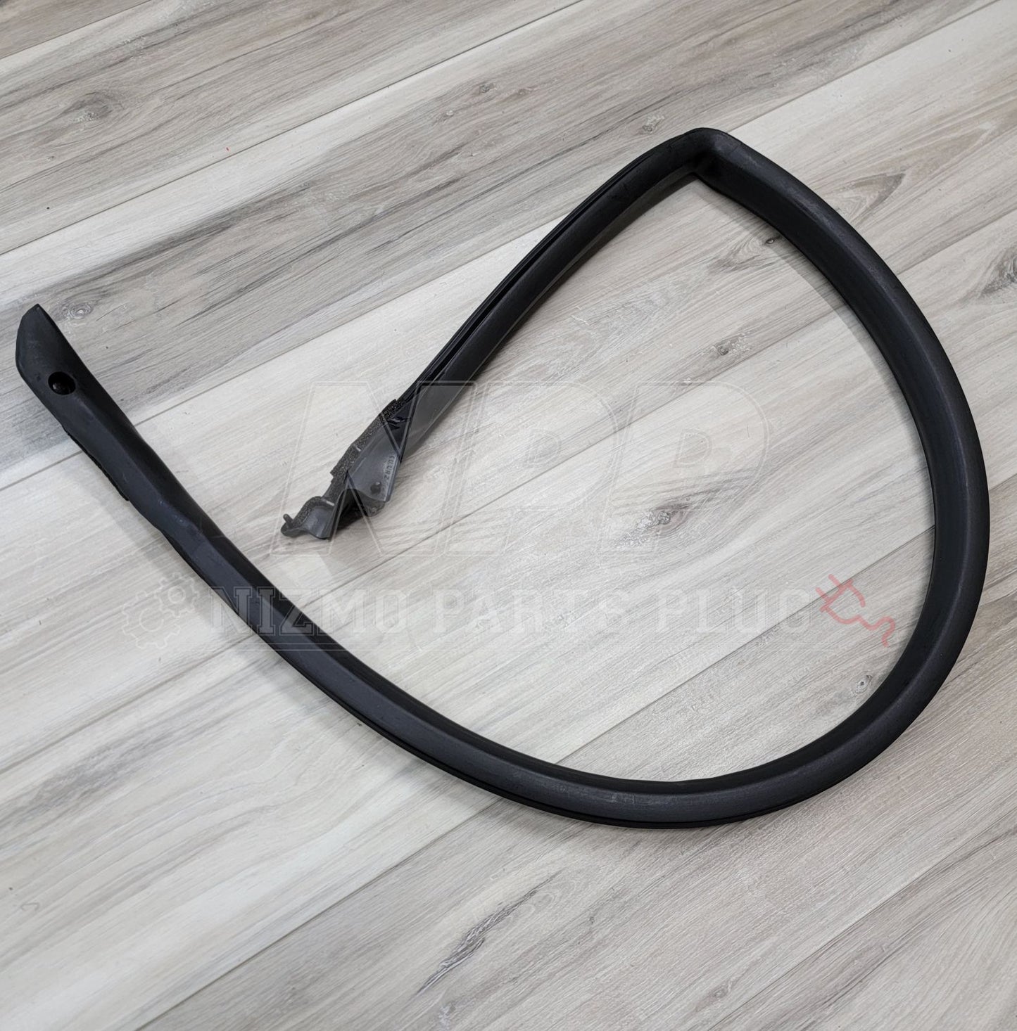 Nissan R32 Skyline Coupe LH Upper Window Weatherstrip