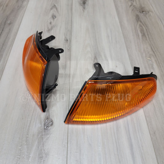 Nissan R32 Skyline GTR Amber Turn Signal Light Lamp Set - NizmoPartsPlug