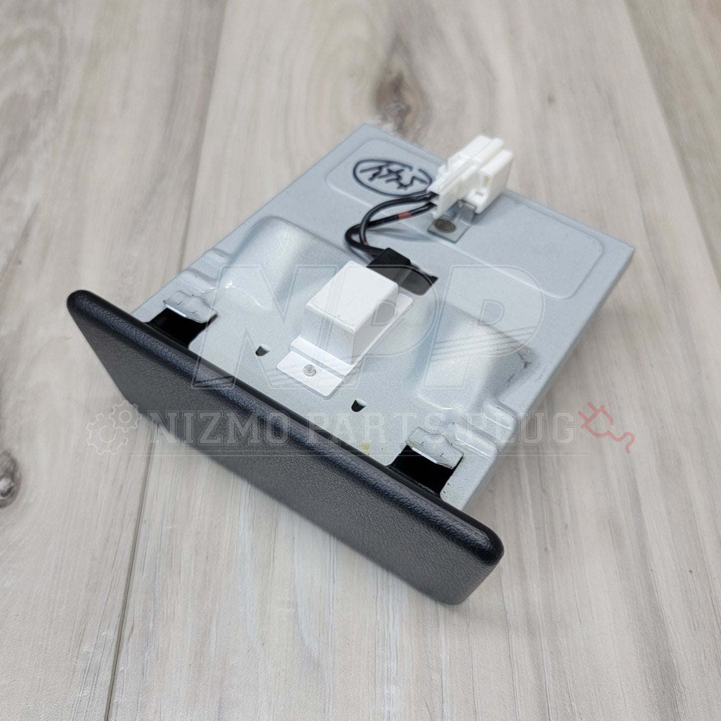 Nissan RNN14 Pulsar GTI-R Interior Ashtray Assembly