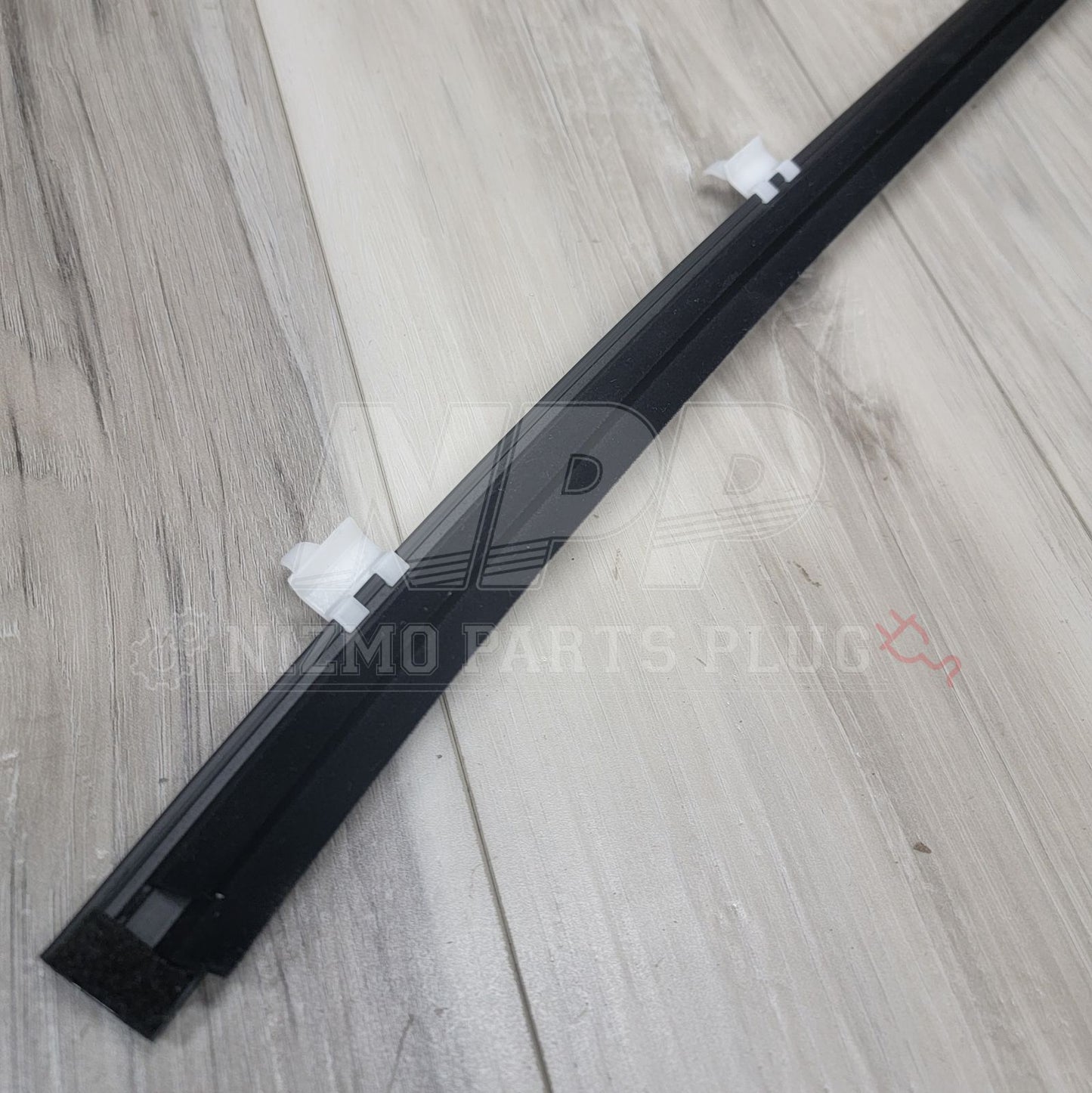 Nissan R34 Skyline Sedan Front RH Outer Door Molding