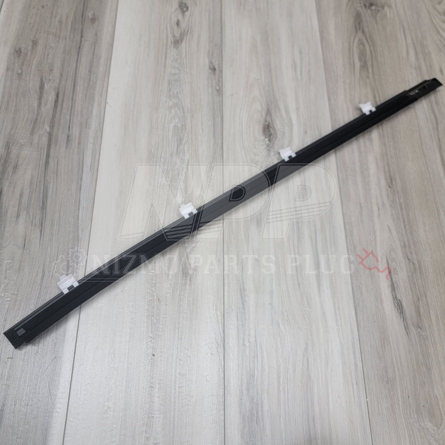 Nissan R34 Skyline Sedan Front RH Outer Door Molding