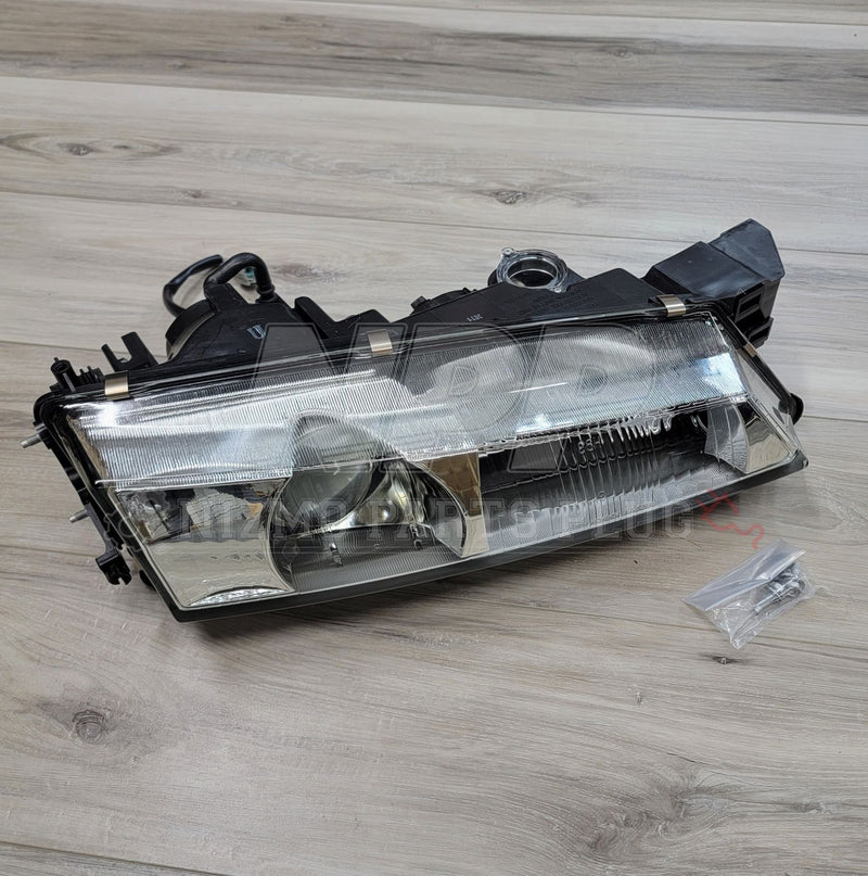 Cargue la imagen en el visor de la galería, Conjunto de faros delanteros derecho e izquierdo Kouki para Nissan S14 240SX USDM
