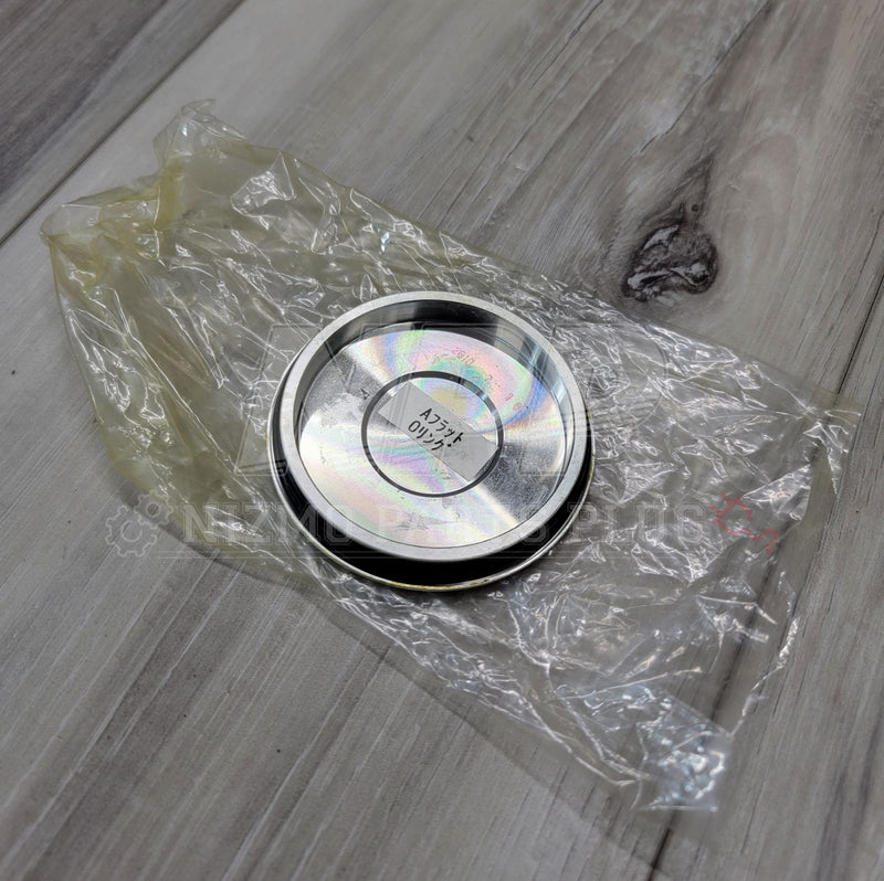 Load image into Gallery viewer, Nismo LMGT4 Silver Center Cap Set (DISCONTINUED)
