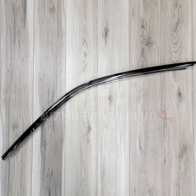 Load image into Gallery viewer, Nissan S15 Silvia LH WeatherStrip Retainer Assembly - NizmoPartsPlug
