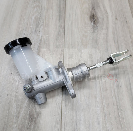 Nissan Stagea RB25DET AWD Clutch Master Cylinder Assembly - NizmoPartsPlug
