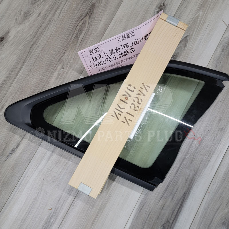 Load image into Gallery viewer, Nissan R34 Skyline Coupe Rear Quarter Glass Set (UV Cut) - NizmoPartsPlug

