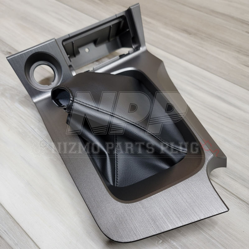 Load image into Gallery viewer, Nissan R34 Skyline GTR Console Shift Boot Assembly - NizmoPartsPlug
