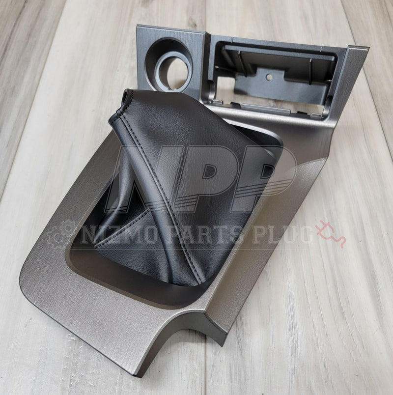 Load image into Gallery viewer, Nissan R34 Skyline GTR Console Shift Boot Assembly - NizmoPartsPlug
