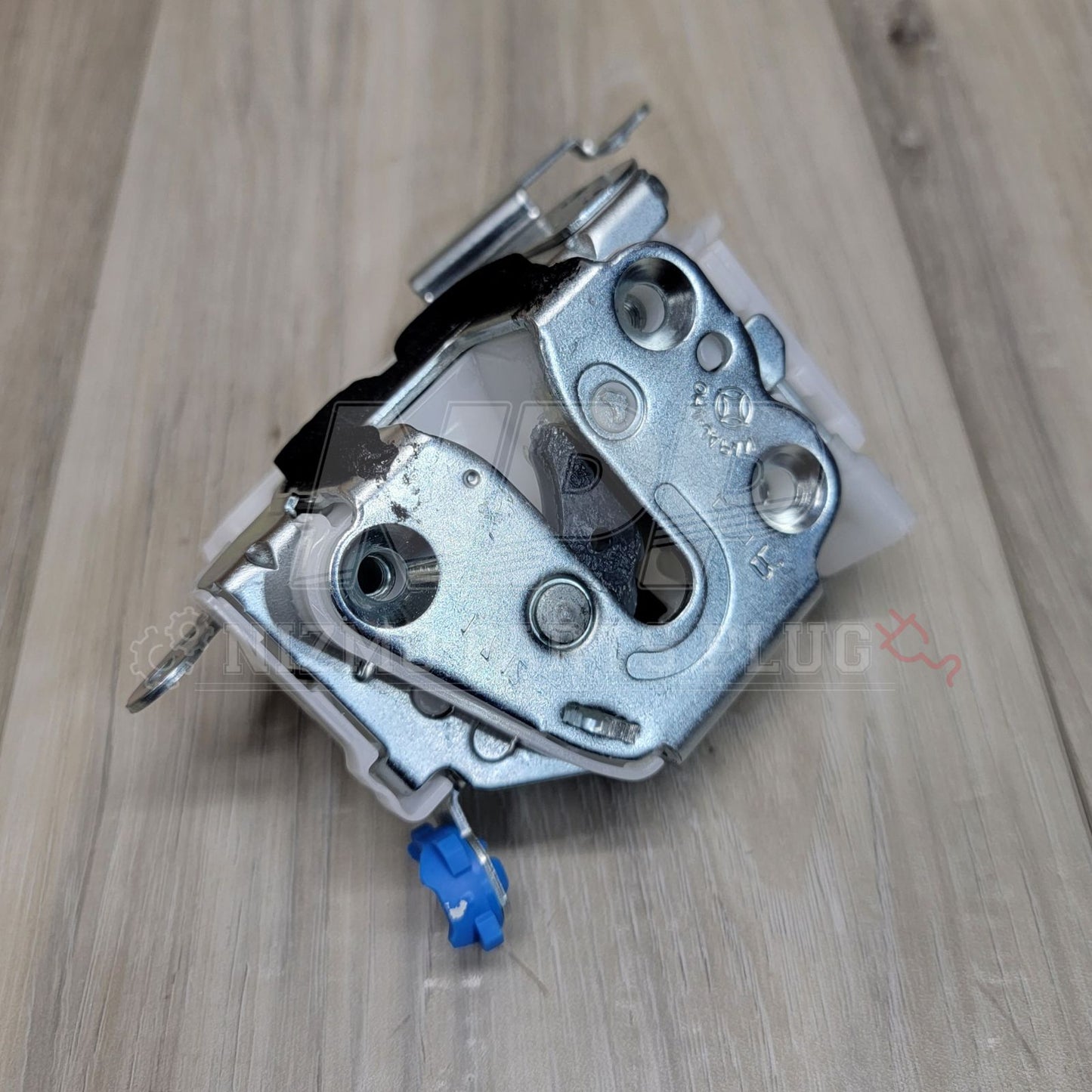 Nissan R33 Skyline Coupe RH Door Lock Actuator
