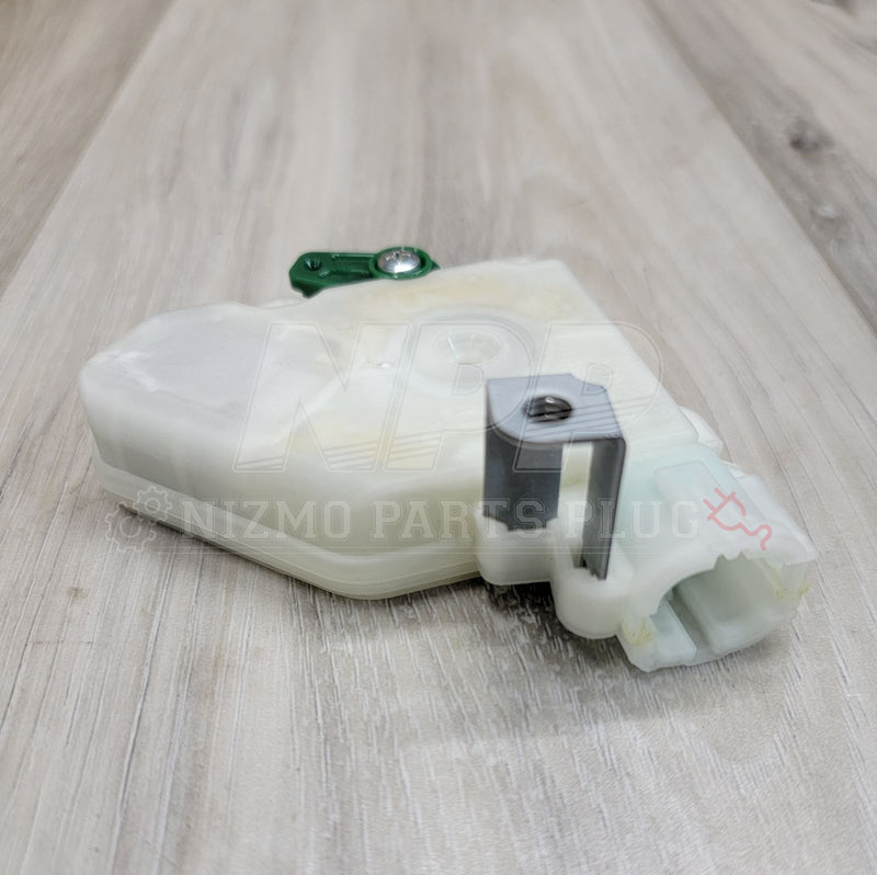 Load image into Gallery viewer, Nissan R34 Skyline/S15 Silvia Coupe RH Auto Door Lock Actuator - NizmoPartsPlug
