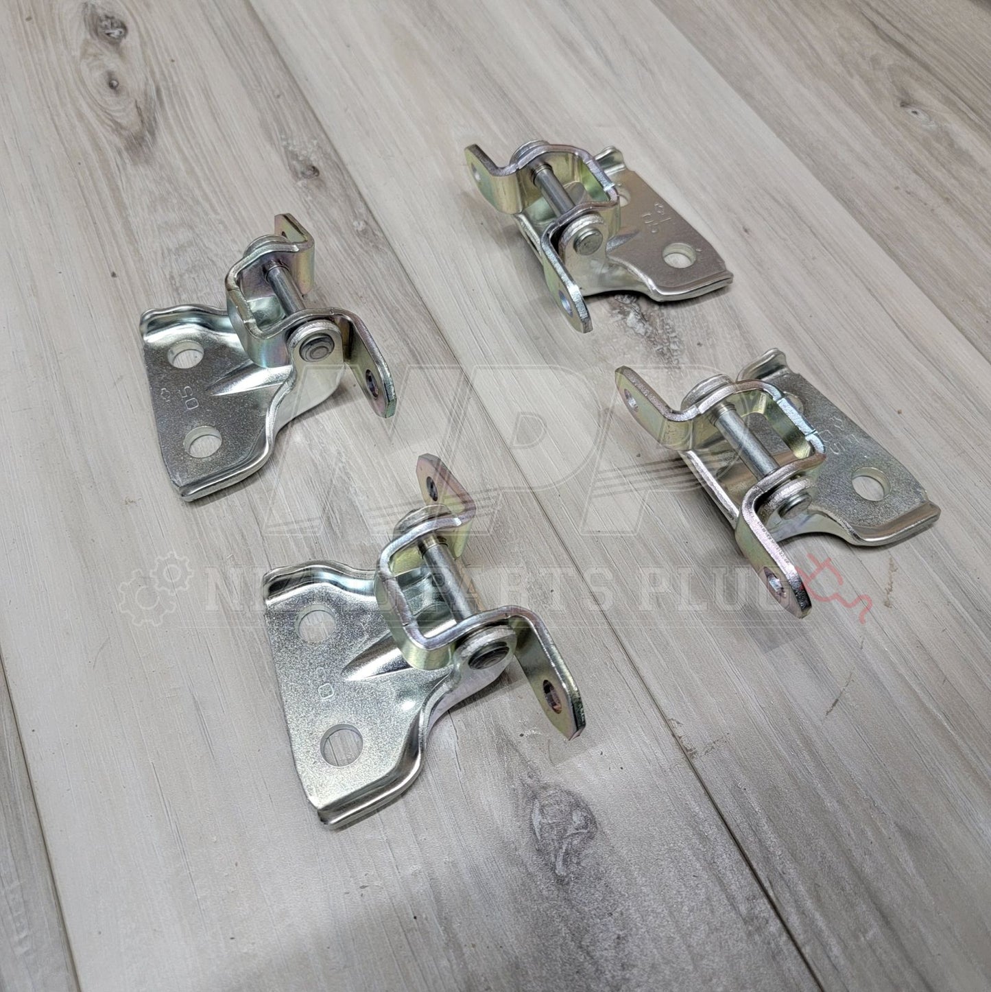 Nissan R32 Skyline Coupe Front Door Hinge Kit