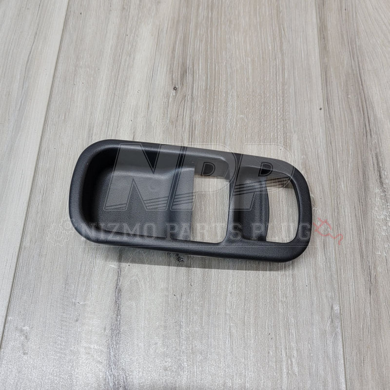 Load image into Gallery viewer, Nissan R32 Skyline Interior Door Handle Cover Finisher - NizmoPartsPlug
