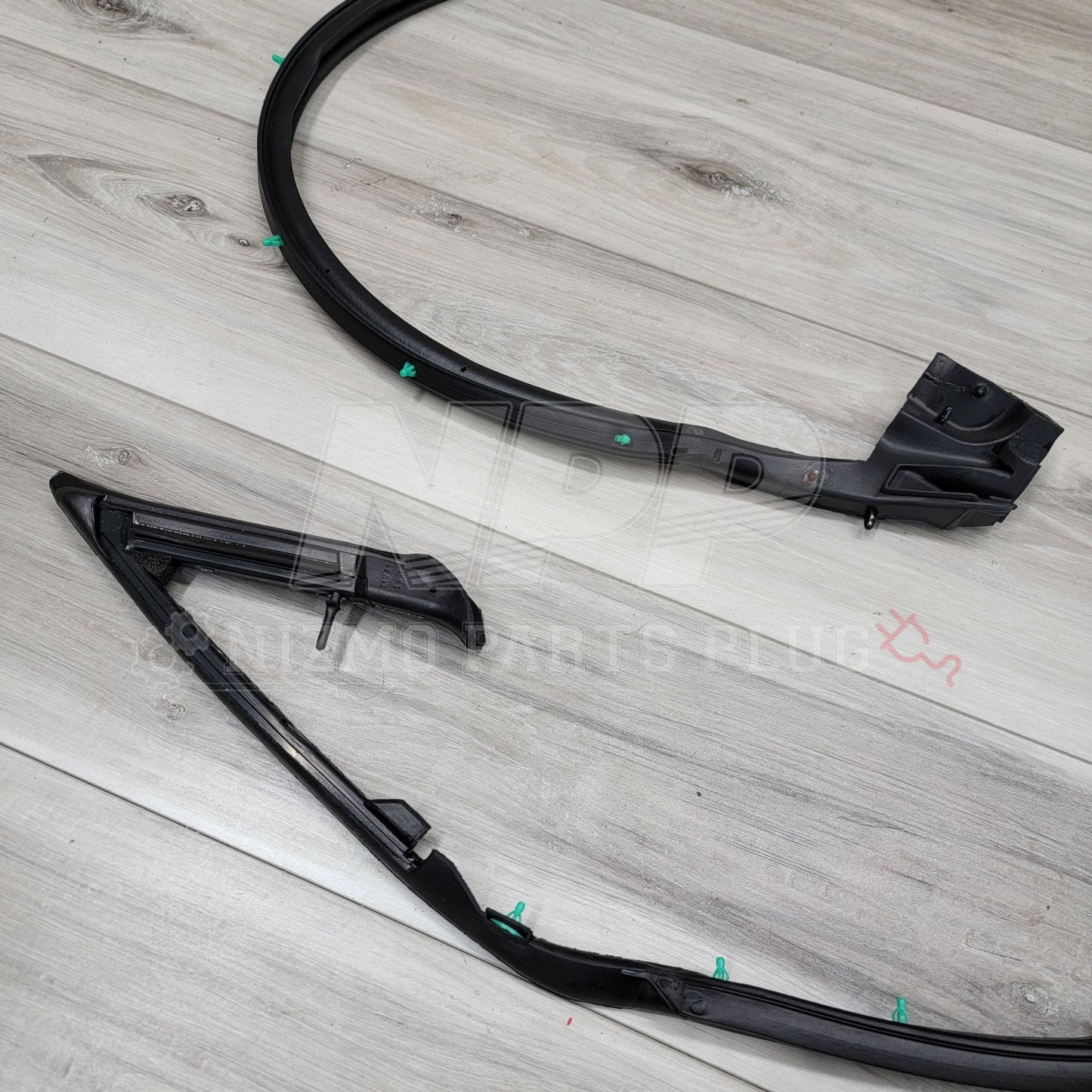 Nissan R32 Skyline Coupe LH Door Weatherstrip