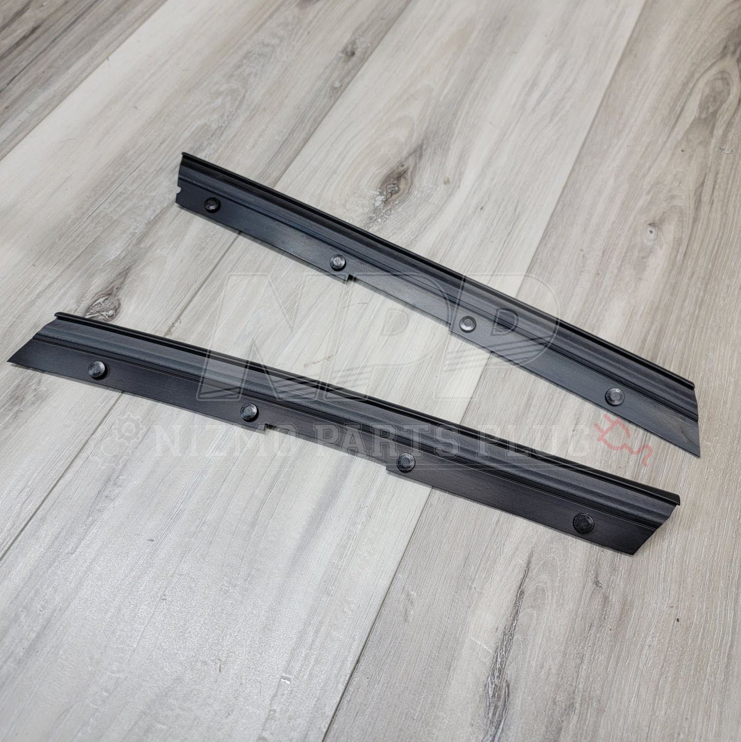 Nissan R32 Skyline Hood Front Protector Seal Kit