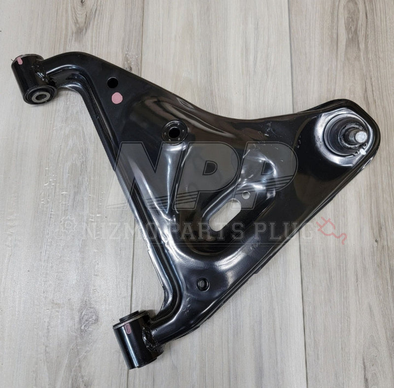 Cargue la imagen en el visor de la galería, Nissan R34 Skyline GTR Rear RH Lower Control Arm Assembly - NizmoPartsPlug
