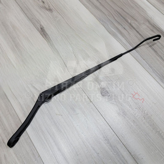 Nissan R34 Skyline LH Wiper Arm Assembly - NizmoPartsPlug