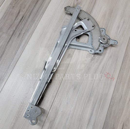 Nissan R33 Skyline Coupe RH Window Regulator Assembly - NizmoPartsPlug